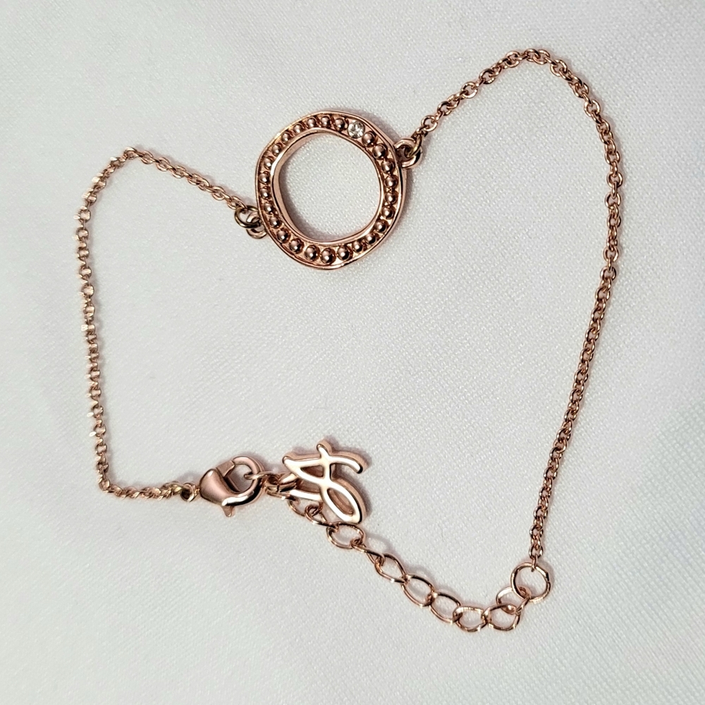 • adore by swarovski bracelet •